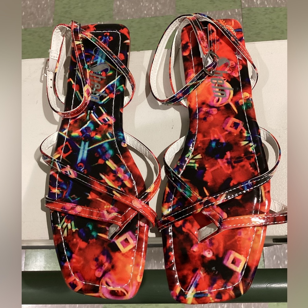 Sheln Multicolored Flat Strapped Sandals- Sz:7